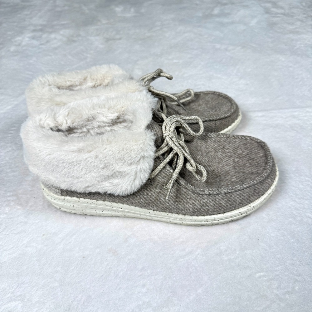 Hey Dude Britt Boots Women's US 8 Gray Faux Fur Collar Moc Toe Cozy Ankle Bootie